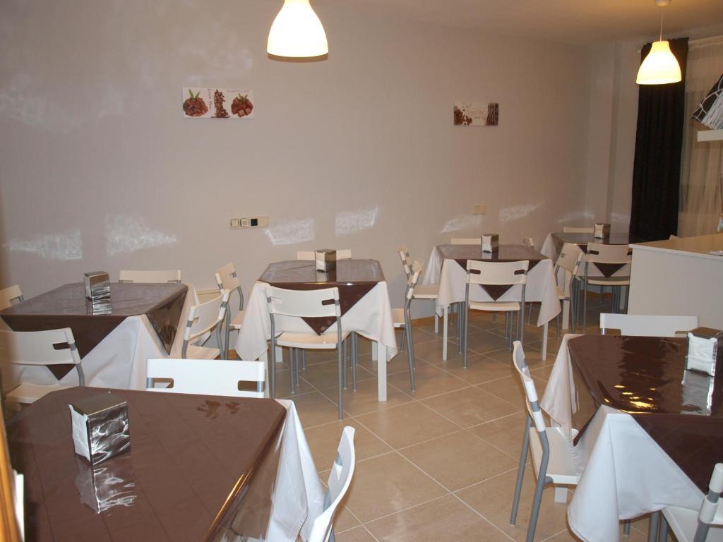 Hostal El Parque San Martín de la Vega Eksteriør bilde